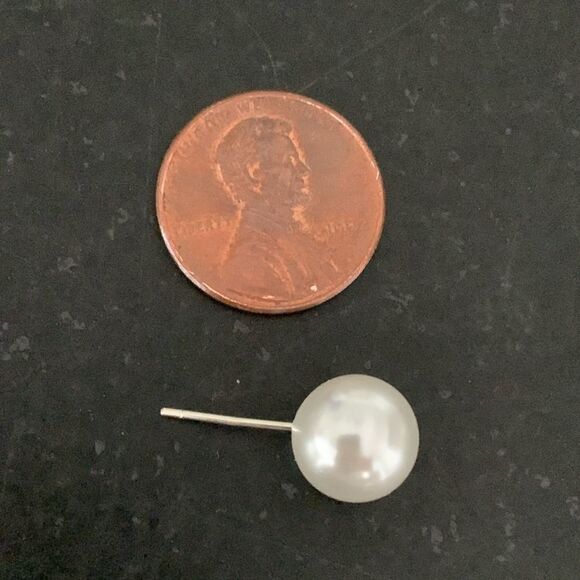 Luminous Large Faux Pearl Stud Earrings, 10mm, Silver Plated, Classic Style Gift - Picture 9 of 10